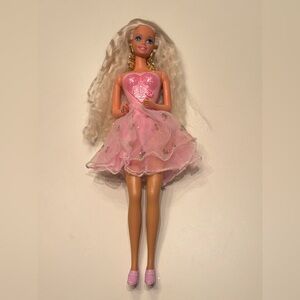 vintage 1993 Locket Surprise Barbie doll